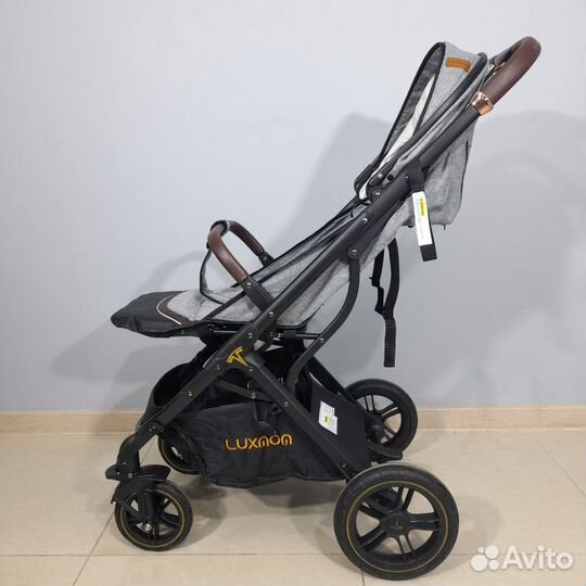 Прогулочная коляска luxmom 609