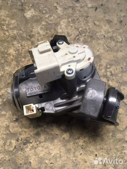 Замок зажигания Королла Е150(мкпп)