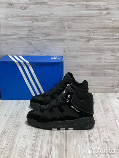 Мужские зимние кроссовки Adidas