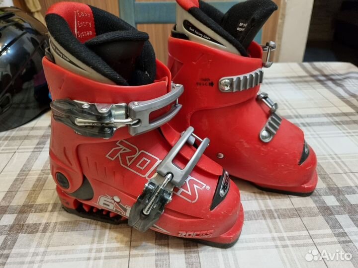 Горнолыжные ботинки детские