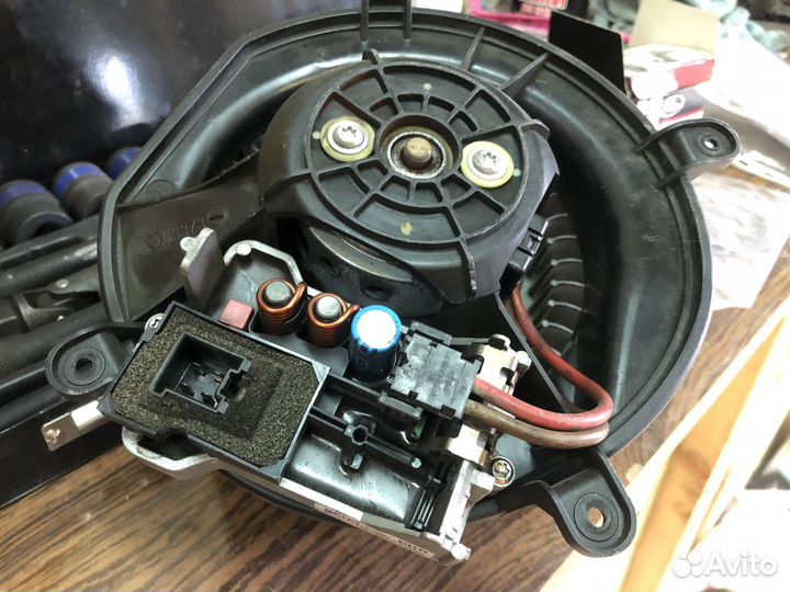 Вентилятор печки Mercedes W211