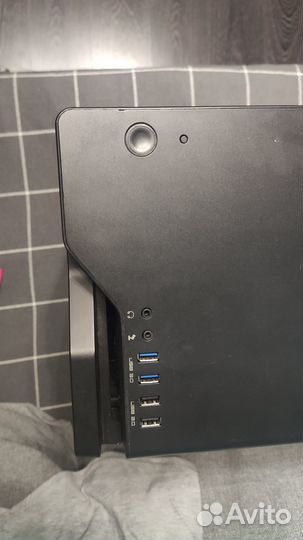 Корпус nzxt H440