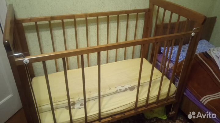 Детская кровать с матрасом