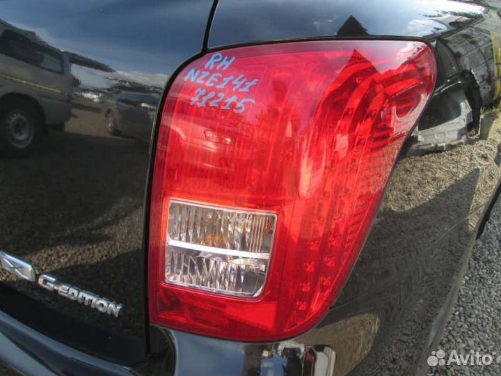 Стоп правый Toyota Corolla Fielder NZE141 1NZ-FE