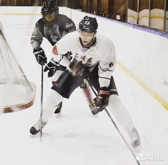 Обучение катанию на коньках и тренировки по хоккею