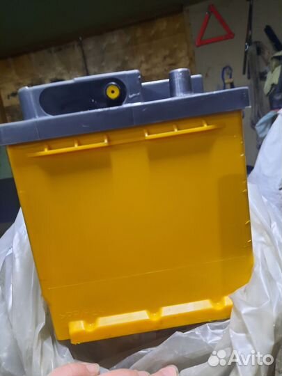 Аккумулятор автомобильный 75