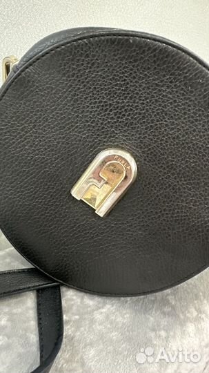 Сумка furla кожа черная с ремнем
