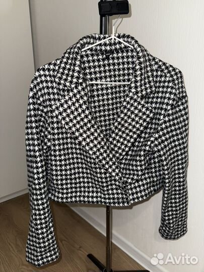 Твидовый черно-белый костюм