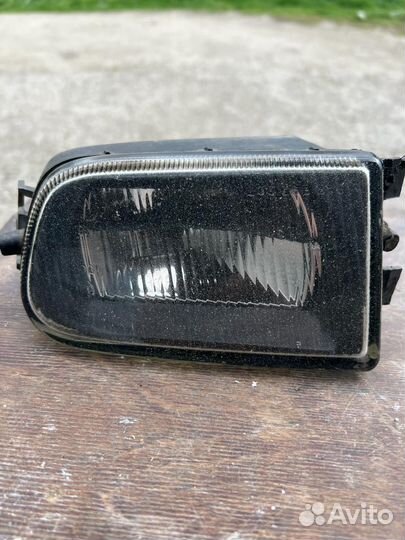 Противотуманная фара правая на bmw 5 e39