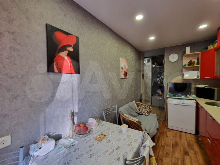 3-к. квартира, 60 м², 2/9 эт.