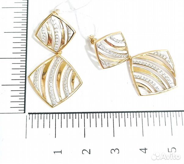 Золотые серьги с фианитом