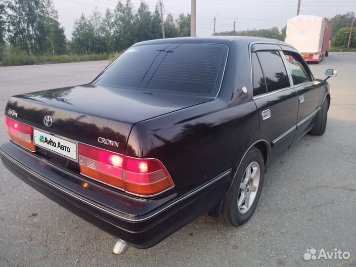 Toyota Crown 2.4 AT, 1996, 385 000 км