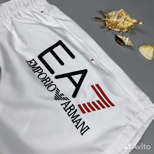 Шорты мужские белые EA7