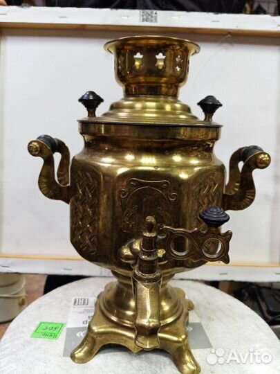 Винтажный Самовар. Гайка