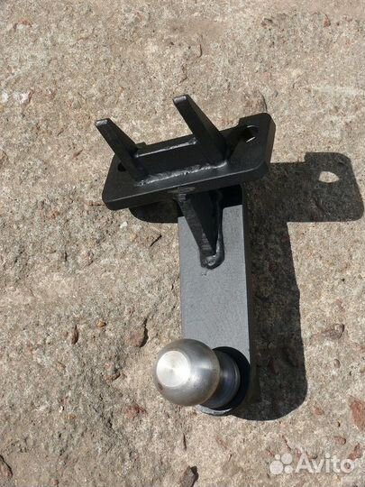 Фаркоп для Land Rover Discovery 3 / 4