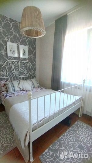 Кровать двухспальная Икеа