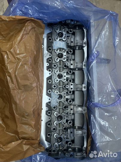 Головка блока цилиндров Detroit 12.7, 14.0