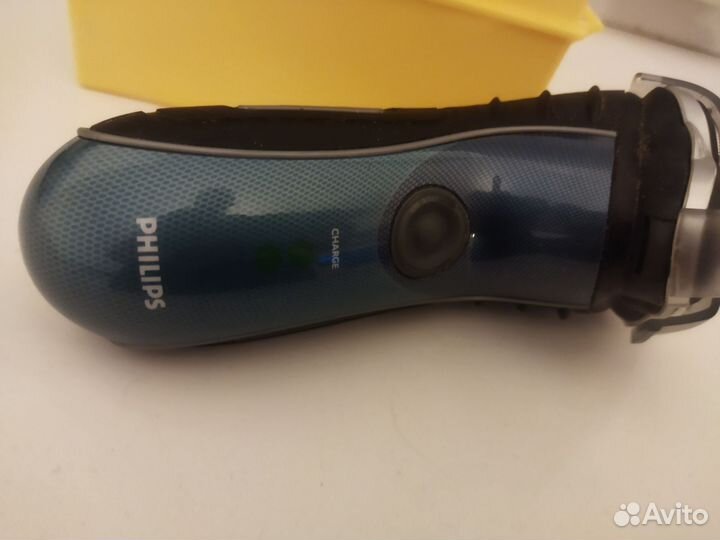 Электрическая бритва Phillips