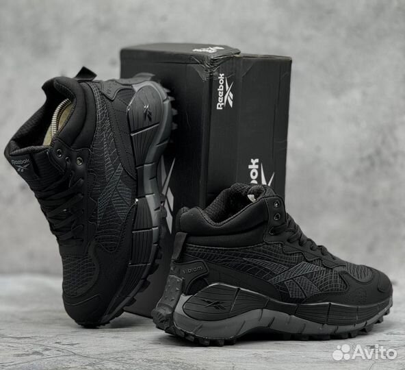 Кроссовки зимние