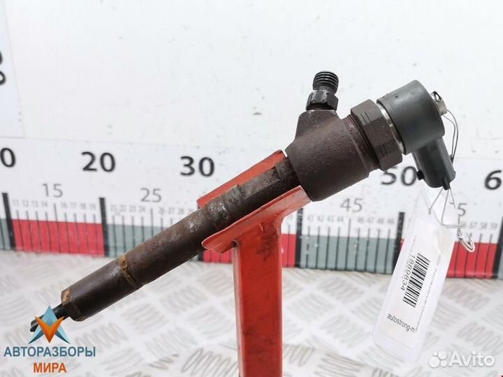 Форсунка Fiat Punto 2 рест. 2008 93190435