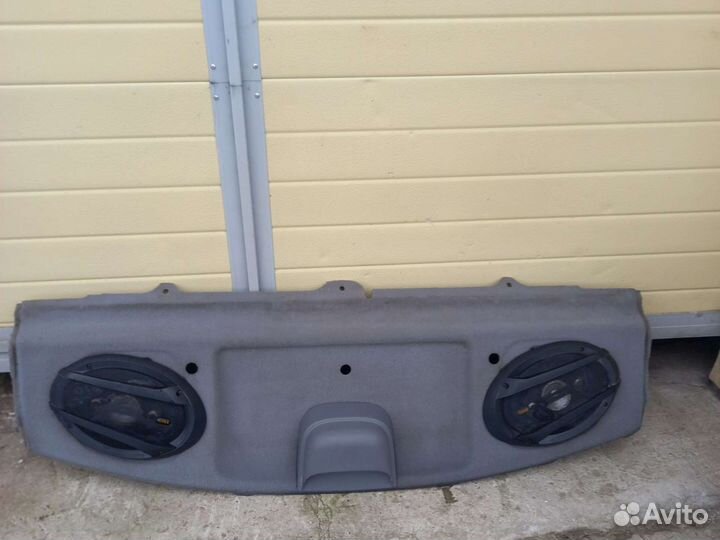 Hyundai accent- задняя полка