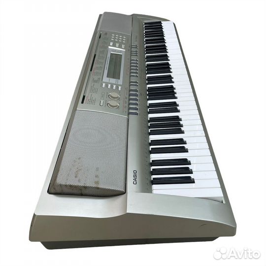 Синтезатор Casio WK-200