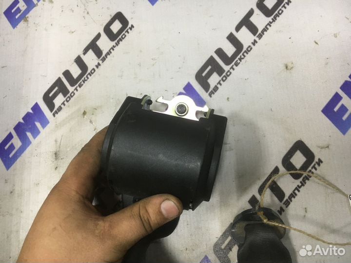 Ремень безопасности заднего сиденья Рено Меган 2