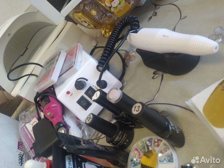 Все для маникюра и наращивания ногтей