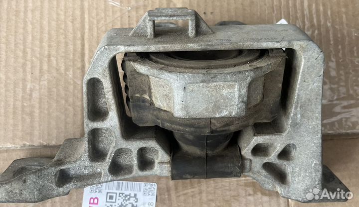 Подушка двигателя ford focus 2 1.8