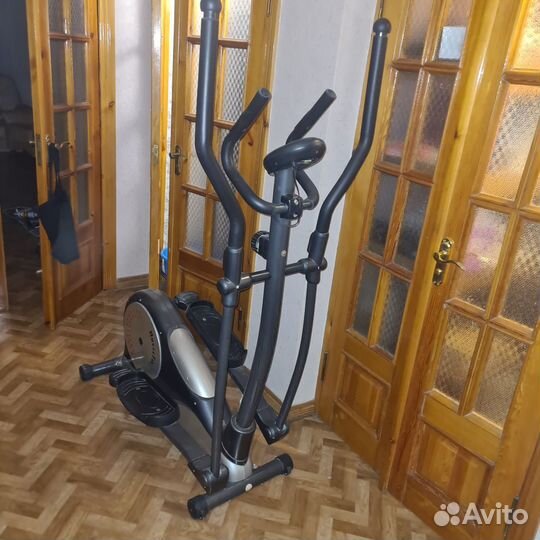 Тренажер орбитрек