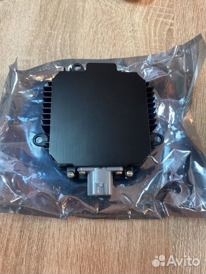 Блок управления фарой nissan patrol y62 / qashqai