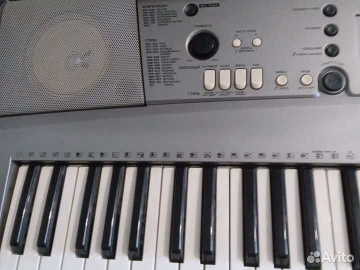 Синтезатор yamaha psr-r300