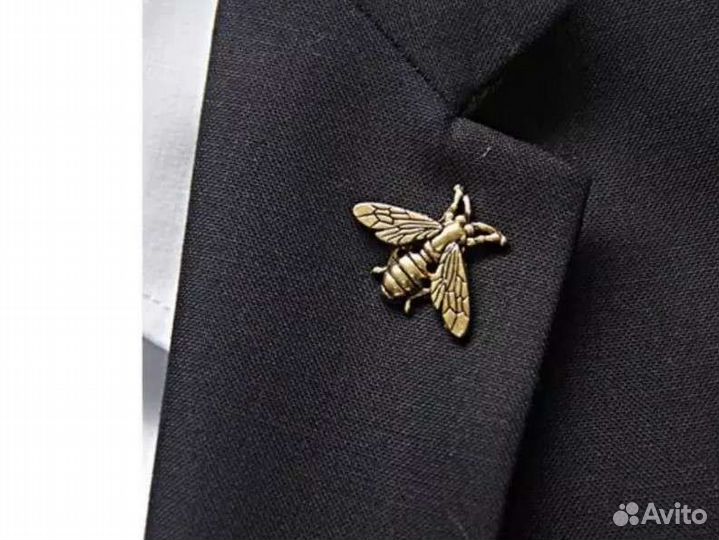 Брошь на лацкан пчела