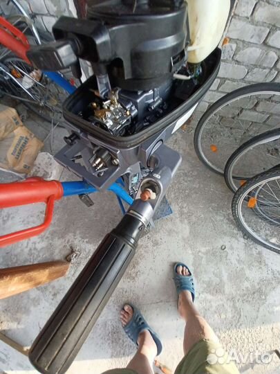 Лодочный мотор