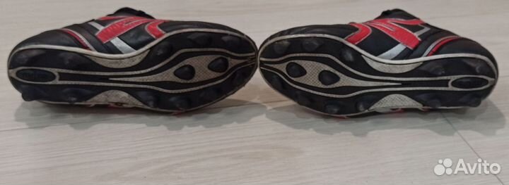 Футбольные бутсы Mitre (шипованные)