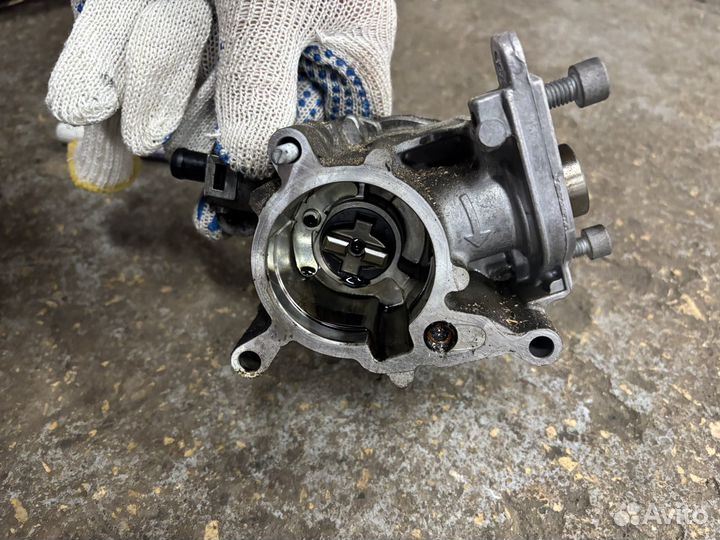 Вакуумный насос audi а4 b8 2.0t CDN