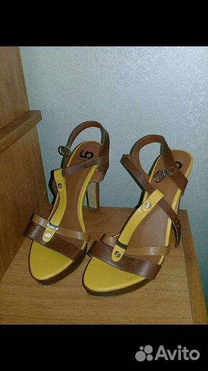 Обувь пакетом