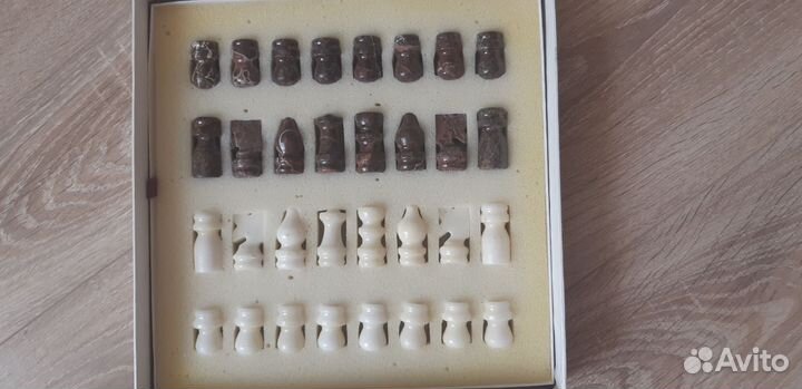 Шахматы из оникса подарочные