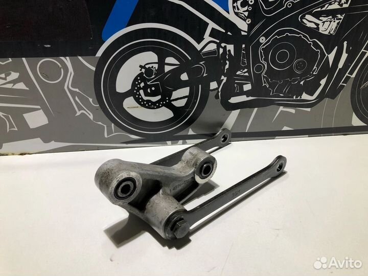 Прогрессия Yamaha YZF 1000 R Thunderace 2000г