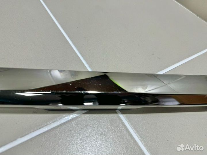 Накладка решетки радиатора Toyota Land Cruiser