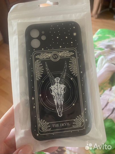 Чехол на iPhone 11