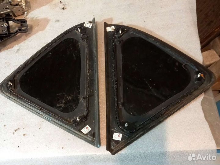 Стекло кузова боковое Kia Ceed