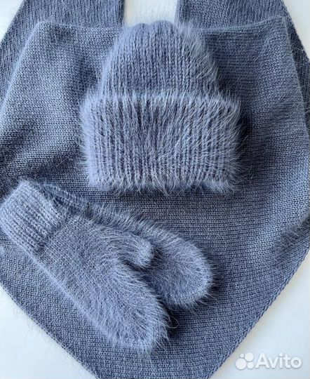 Комплект шапка варежки бактус