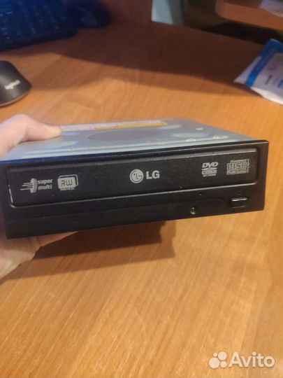 DVD привод IDE