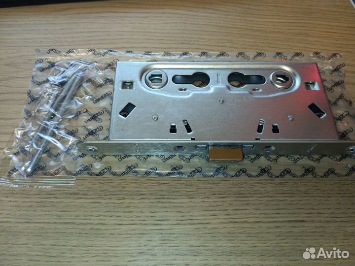 Замок врезной противопожарный