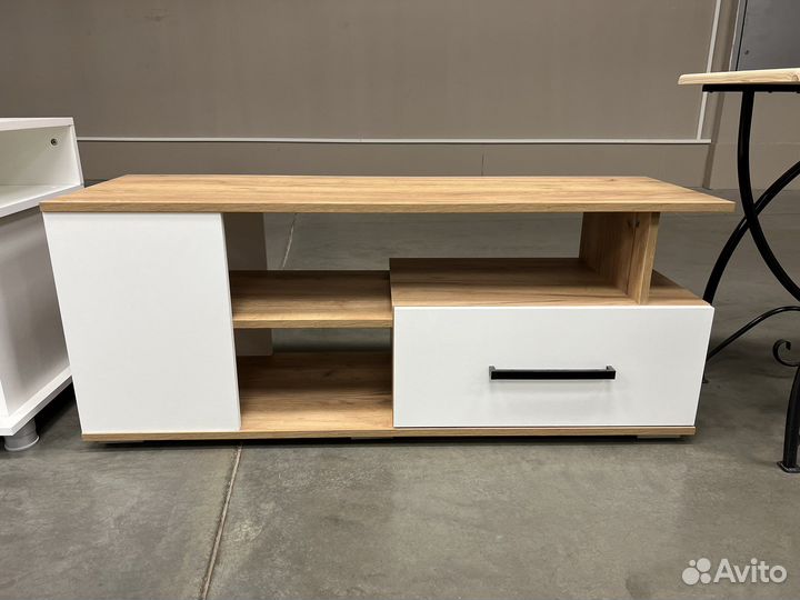 Тумба под тв «Парус-4»