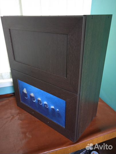 Кухонный навесной шкаф бу