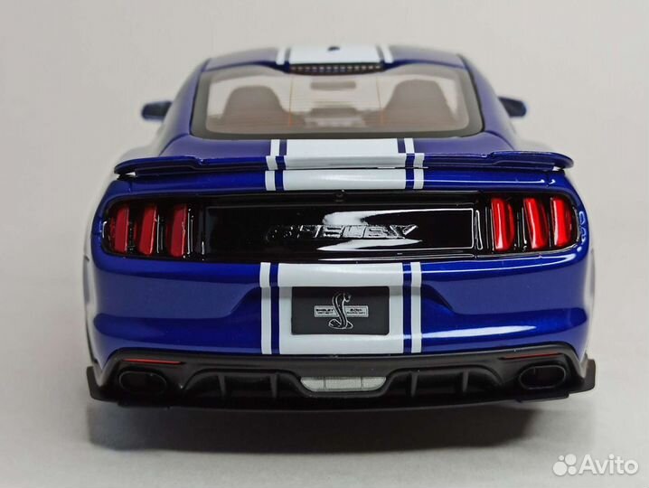 Ford Shelby Mustang Super Snake 1:18 Gt Spirit