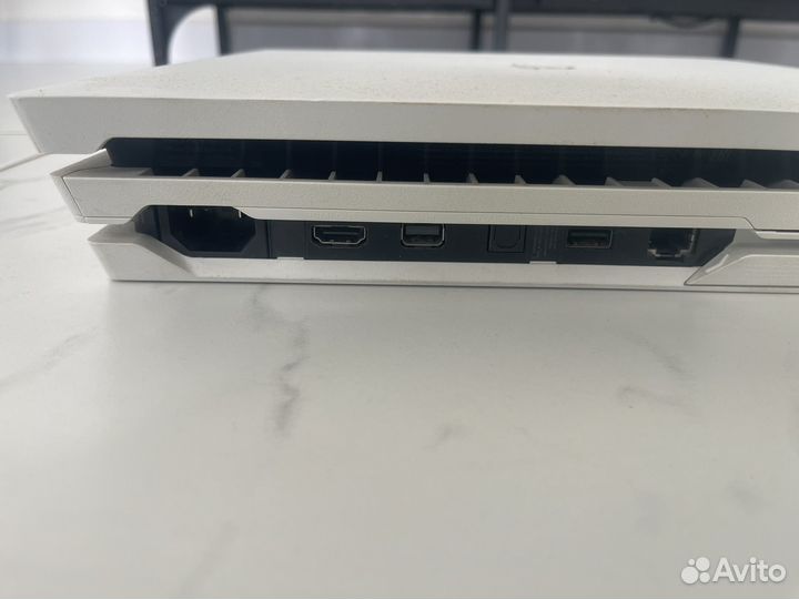 Ps 4 pro белая