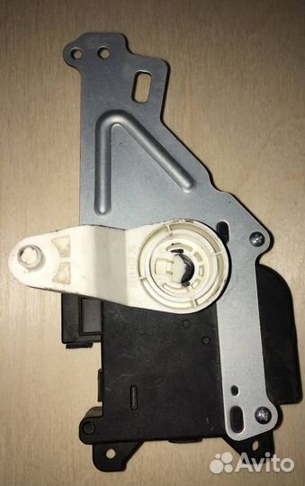 Мотор заслонки отопителя №2 8100238XKZ16A для H6 h